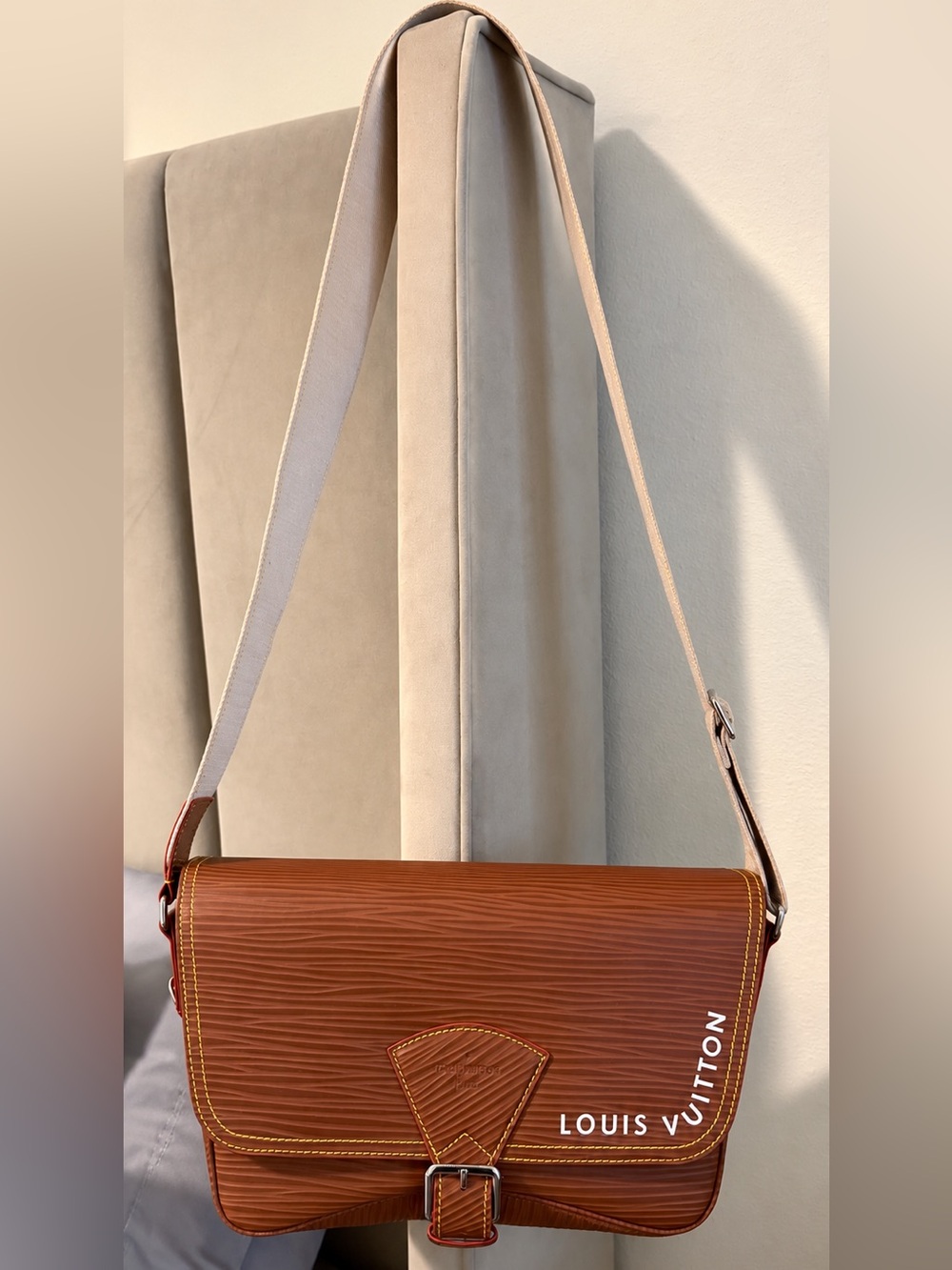 Montsouris Messenger Epi Leather XL Brown